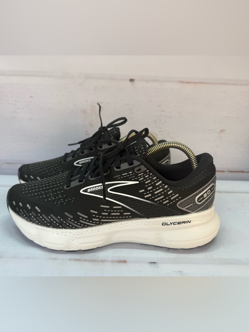 Brooks Glycerin GTS 20 Women’s 9.5 B Black White Running Shoes Sneakers
